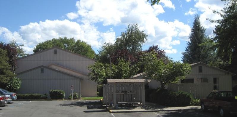 Centennial West Apartments in Grants Pass, OR - Foto de edificio