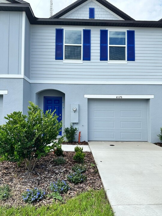 4126 Collegiate Blvd in Lakeland, FL - Building Photo