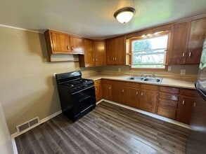 515 14th Ave in Silvis, IL - Building Photo - Building Photo