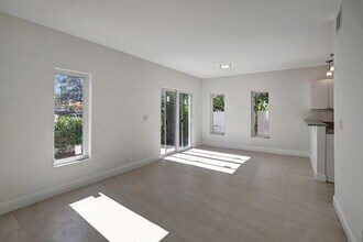 1104 S 20th Ave in Hollywood, FL - Building Photo - Building Photo