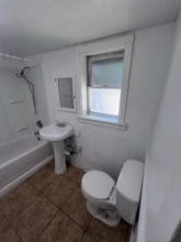 1456 Cameron Ln in Merced, CA - Building Photo - Building Photo