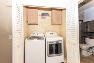 3547 Cameo Dr in Oceanside, CA - Building Photo - Building Photo