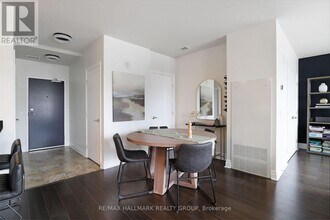 235 Kent St in Ottawa, ON - Building Photo - Building Photo