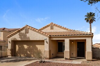 646 Maccabe Ave in Las Vegas, NV - Building Photo - Building Photo