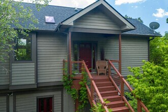348 Winding Ridge in Black Mountain, NC - Building Photo - Building Photo