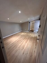 1388 Hartsdale Dr in Dallas, TX - Building Photo - Building Photo