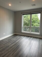 55 W 5th St, Unit 309 in Boston, MA - Building Photo - Building Photo