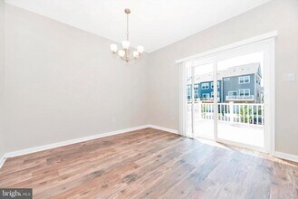 5050 MacDonough Pl in Frederick, MD - Building Photo - Building Photo