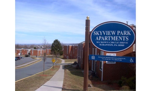 Skyview Park in Scranton, PA - Foto de edificio