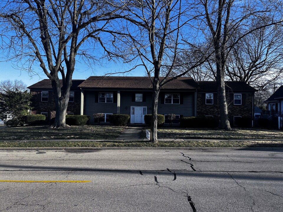 605 Jefferson in Washington, IL - Building Photo