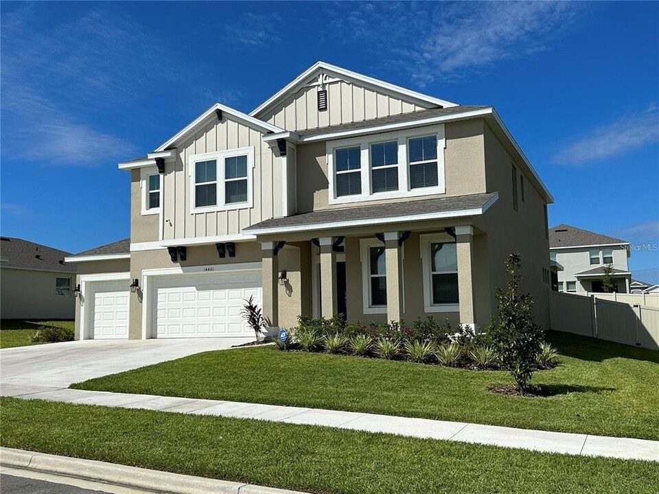 14421 Shaman Wy in Winter Garden, FL - Building Photo