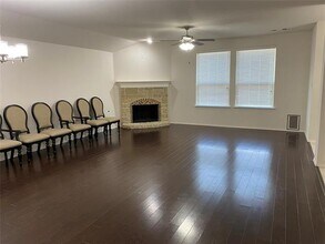9353 Comanche Ridge Dr in Fort Worth, TX - Building Photo - Building Photo