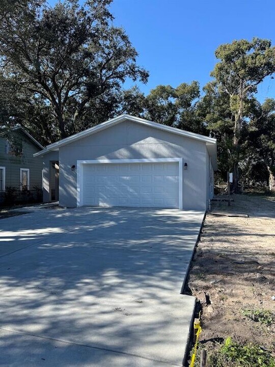 910 Willie Mays Pkwy in Orlando, FL - Building Photo