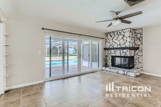 609 Linda Ct in Palm Harbor, FL - Building Photo - Building Photo