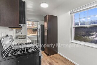 1404 12th St N in Arlington, VA - Building Photo - Building Photo