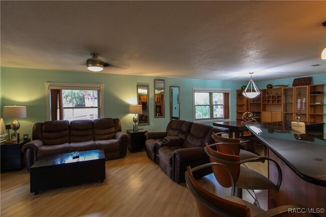 364 NW 14th Pl in Crystal River, FL - Building Photo - Building Photo