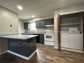 1603 Juniper Cir in Springdale, AR - Building Photo - Building Photo