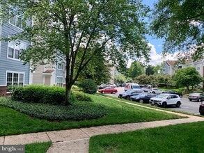 21033 Timber Ridge Terrace, Unit 304 in Ashburn, VA - Building Photo - Building Photo