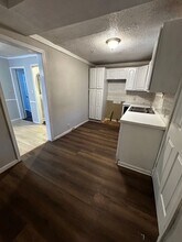 1177 E 65th St in Kansas City, MO - Building Photo - Building Photo