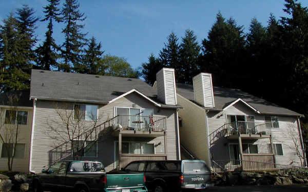 Cedar Creek Apartments in Everett, WA - Building Photo - Building Photo