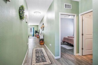 1096 Roberta Rd in Lake Wales, FL - Building Photo - Building Photo
