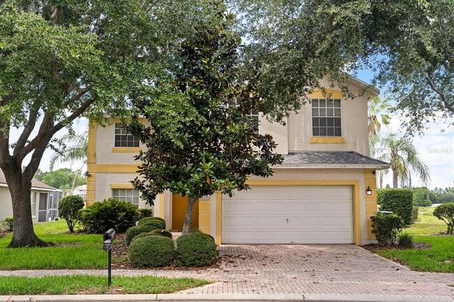 property at 526 Windsor Pl