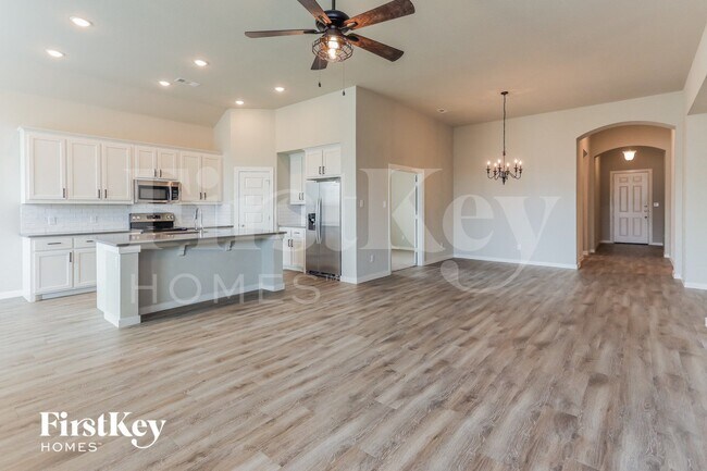 2107 Slow Stream Dr in Royse City, TX - Foto de edificio - Building Photo