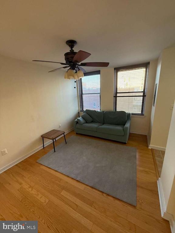 property at 1939 Chestnut St
