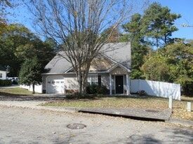 105 Ashgate Way in Carrollton, GA - Building Photo