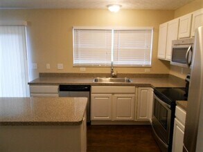 512 Longview St in Pickerington, OH - Building Photo - Building Photo