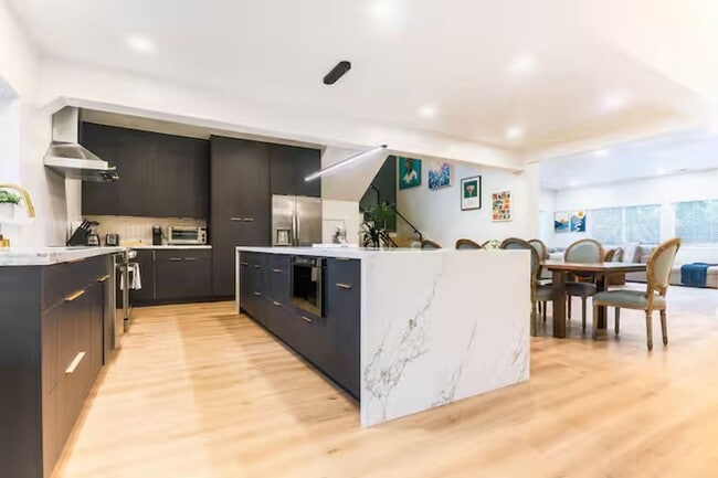 property at 11807 8th Ave S