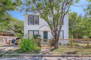 1400 W 13th St in Austin, TX - Building Photo