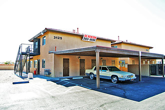 3125 N Walnut Rd in Las Vegas, NV - Building Photo - Building Photo