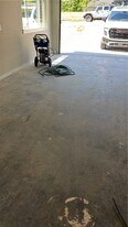77 Shetland Dr in Bella Vista, AR - Building Photo