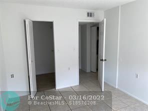 1151 Lake Terry Dr-Unit -C in West Palm Beach, FL - Building Photo