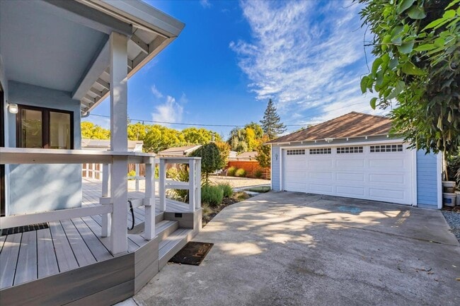 1030 Meridian Ave in San Jose, CA - Building Photo - Building Photo