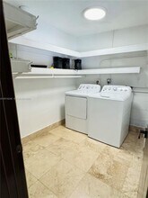 8320 NW 180th St in Hialeah, FL - Building Photo - Building Photo