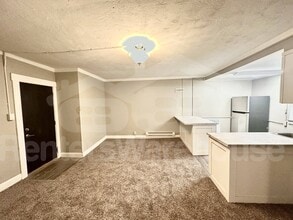 2500 Grand Ave in Des Moines, IA - Building Photo - Building Photo