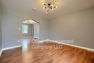 5044 Chalgrove Ave in Baltimore, MD - Building Photo - Building Photo