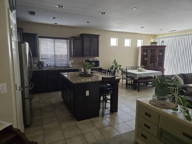 7417 E Cortland Ave in Fresno, CA - Building Photo - Building Photo