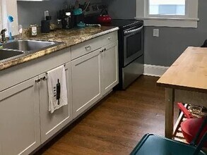 319 East Blvd in Charlotte, NC - Building Photo - Building Photo