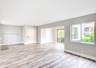 4829 Sable Pine Cir in West Palm Beach, FL - Building Photo - Building Photo