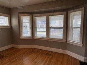 93-95-95 Stratford Park in Rochester, NY - Foto de edificio - Building Photo