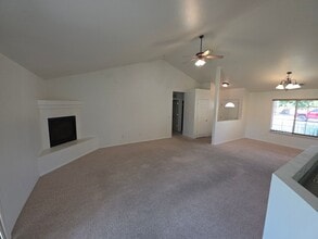 102 Kaley St in Fruita, CO - Building Photo - Building Photo