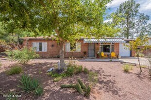 6534 E 12th St in Tucson, AZ - Building Photo