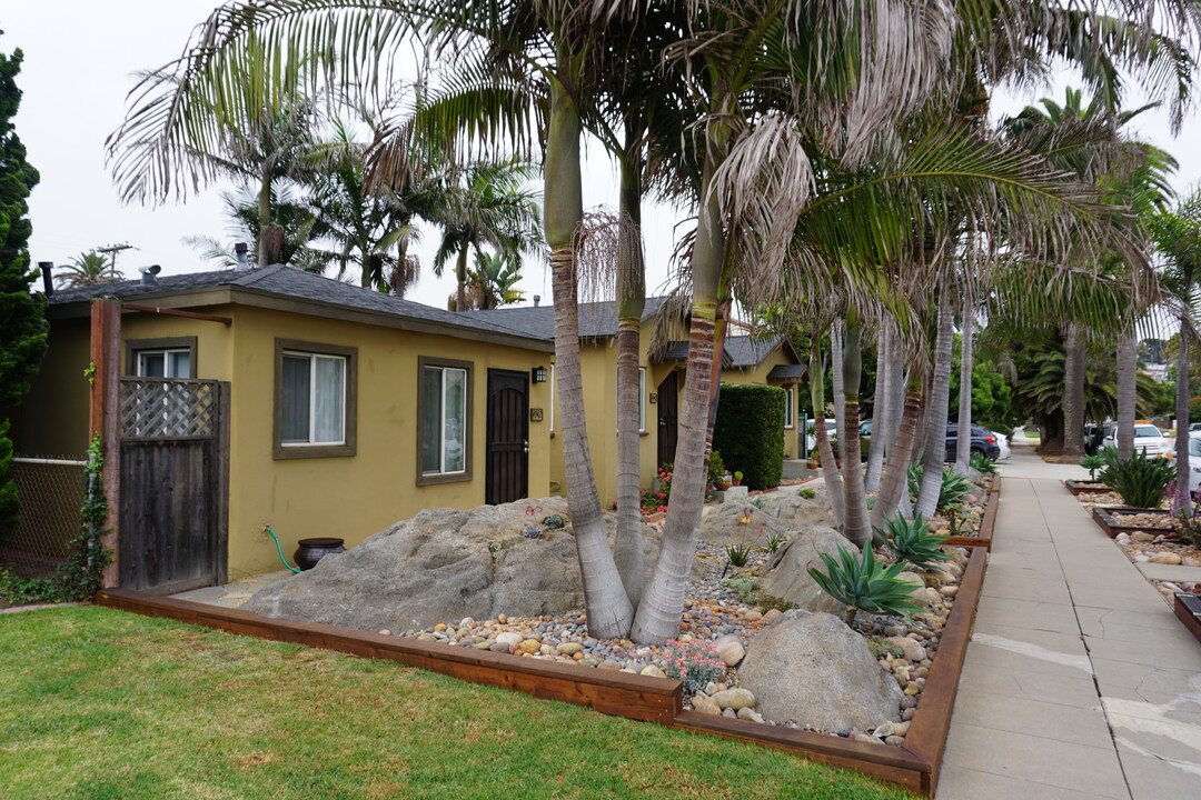 4934 Coronado Ave in San Diego, CA - Building Photo