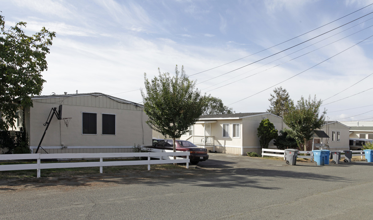 1913-1927 Broadway St in Vallejo, CA - Foto de edificio