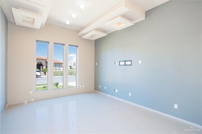 4701 Sweetwater Ave in McAllen, TX - Building Photo - Building Photo