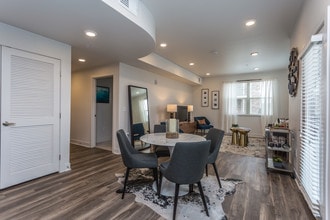 Pinyon Pointe Apartments in Loveland, CO - Foto de edificio - Interior Photo