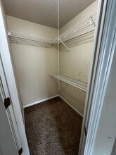 460 Chris Dr in Columbia, MO - Building Photo - Building Photo